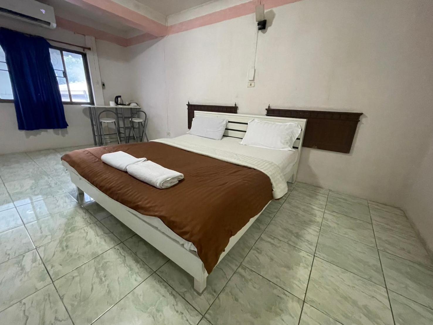 Oyo 75494 President Apartment Pattaya Dış mekan fotoğraf
