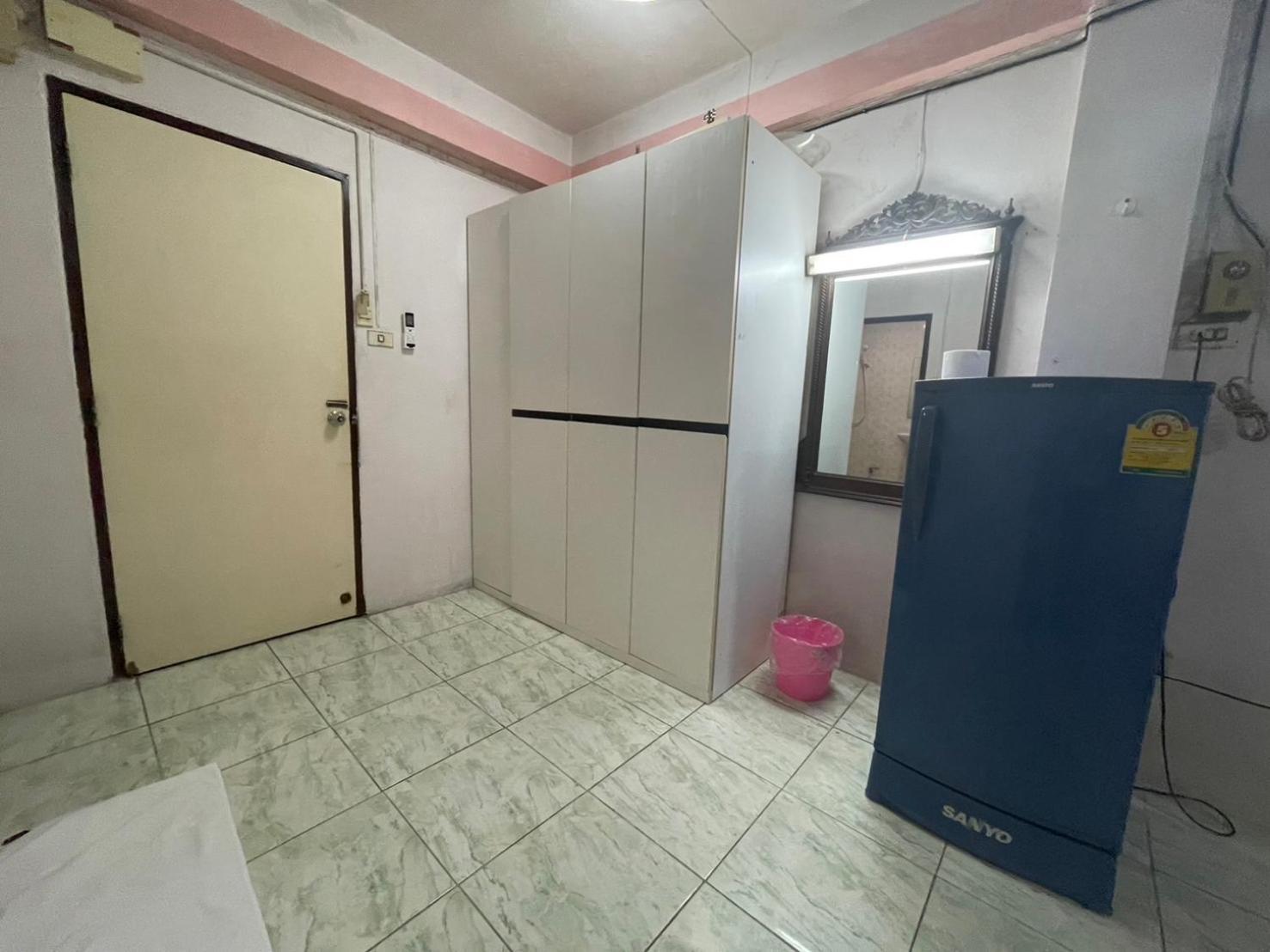 Oyo 75494 President Apartment Pattaya Dış mekan fotoğraf