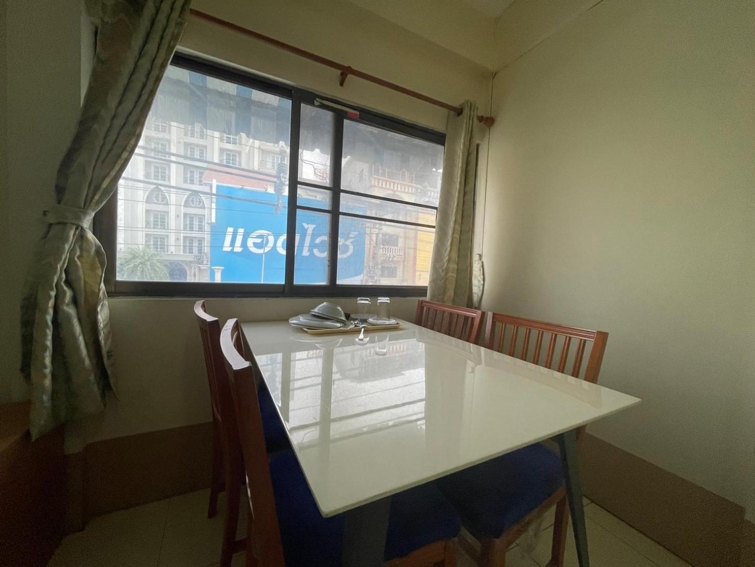 Oyo 75494 President Apartment Pattaya Dış mekan fotoğraf