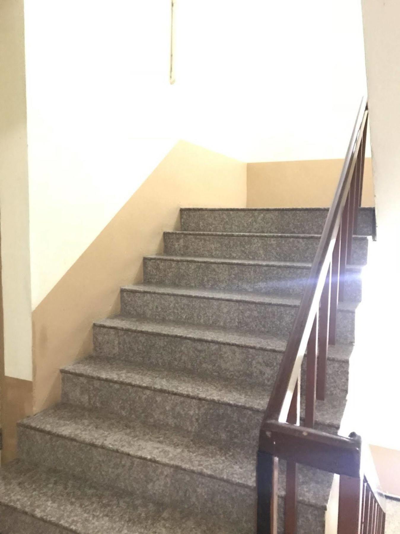 Oyo 75494 President Apartment Pattaya Dış mekan fotoğraf