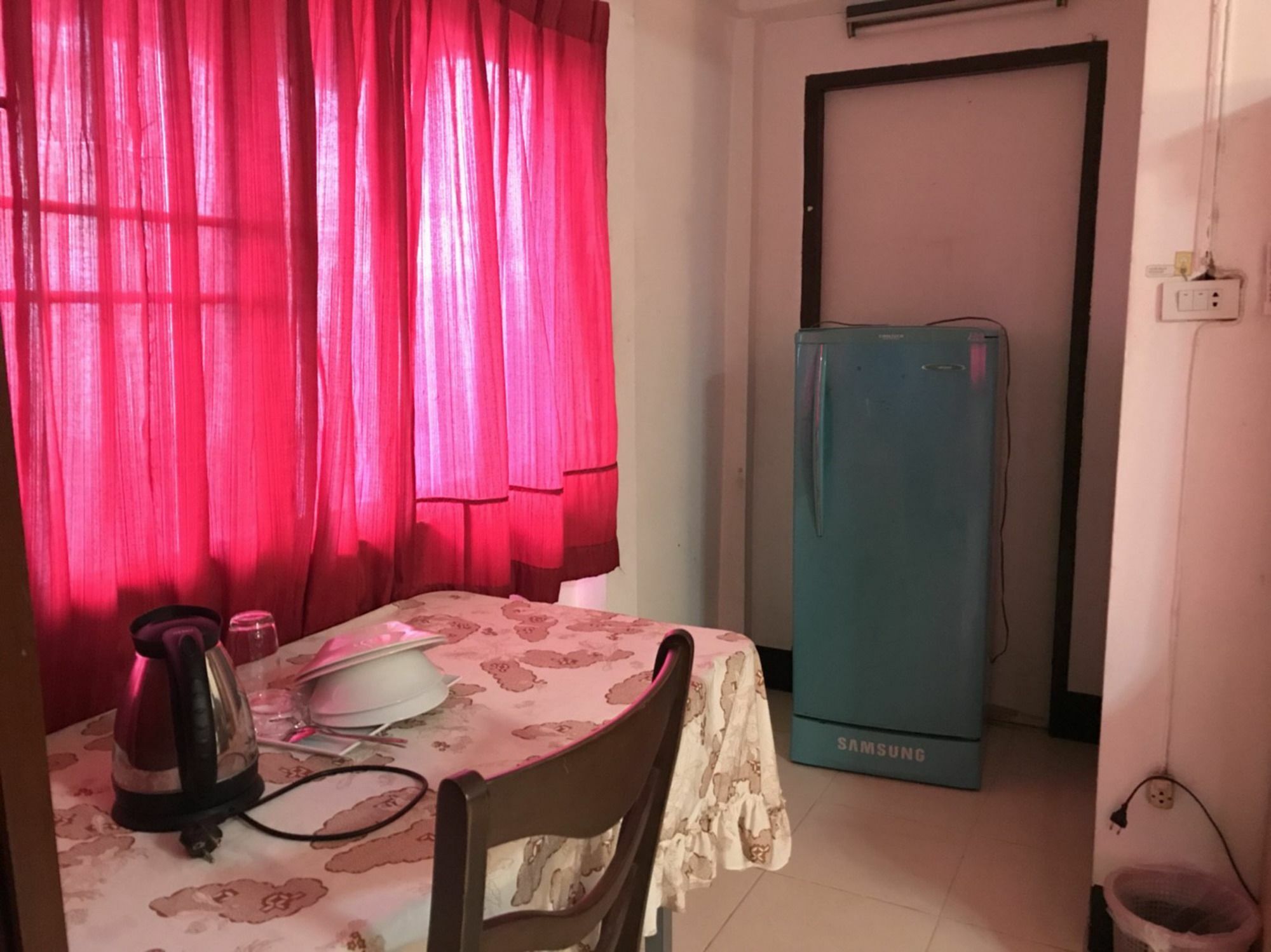 Oyo 75494 President Apartment Pattaya Dış mekan fotoğraf