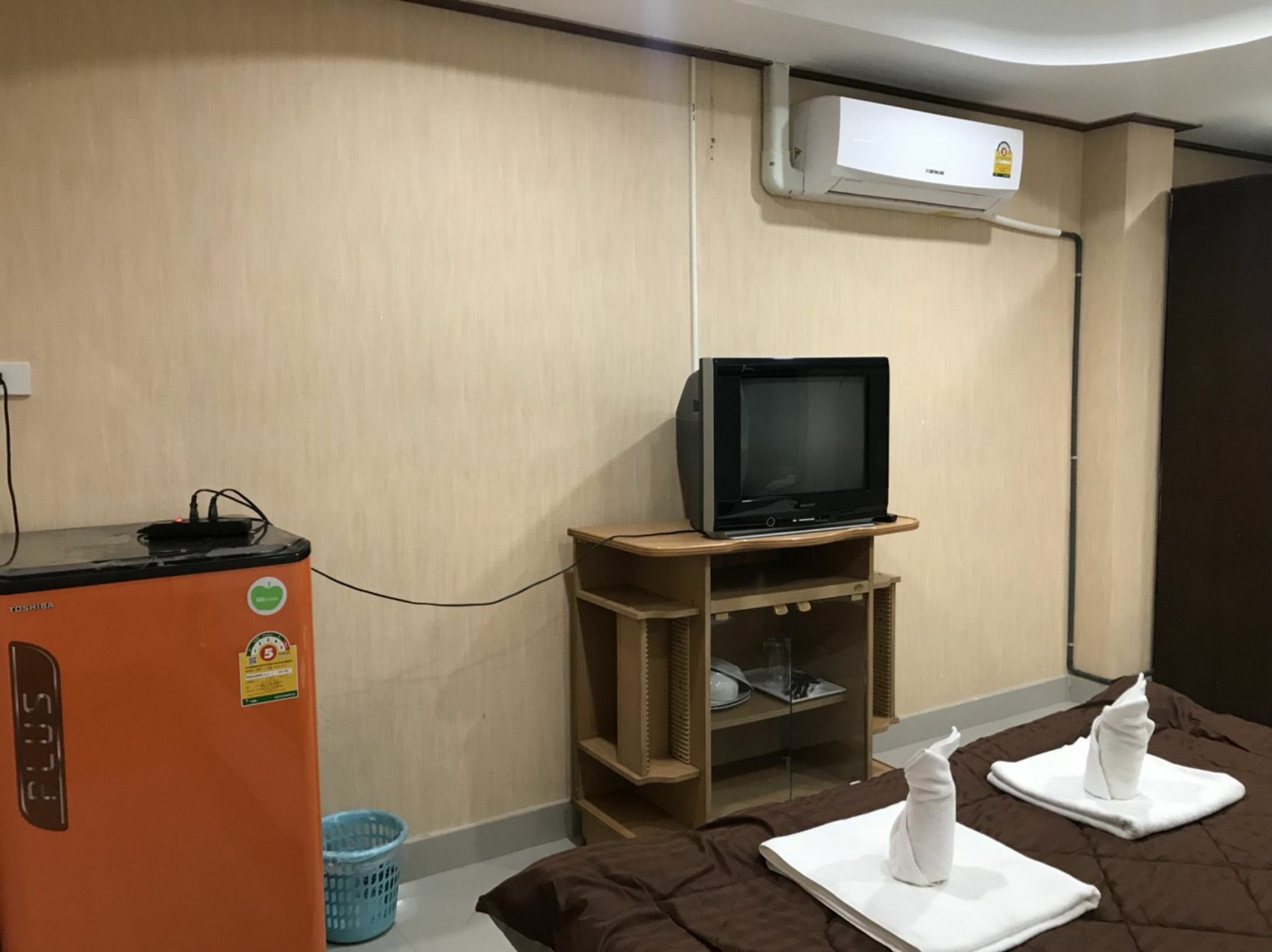 Oyo 75494 President Apartment Pattaya Dış mekan fotoğraf
